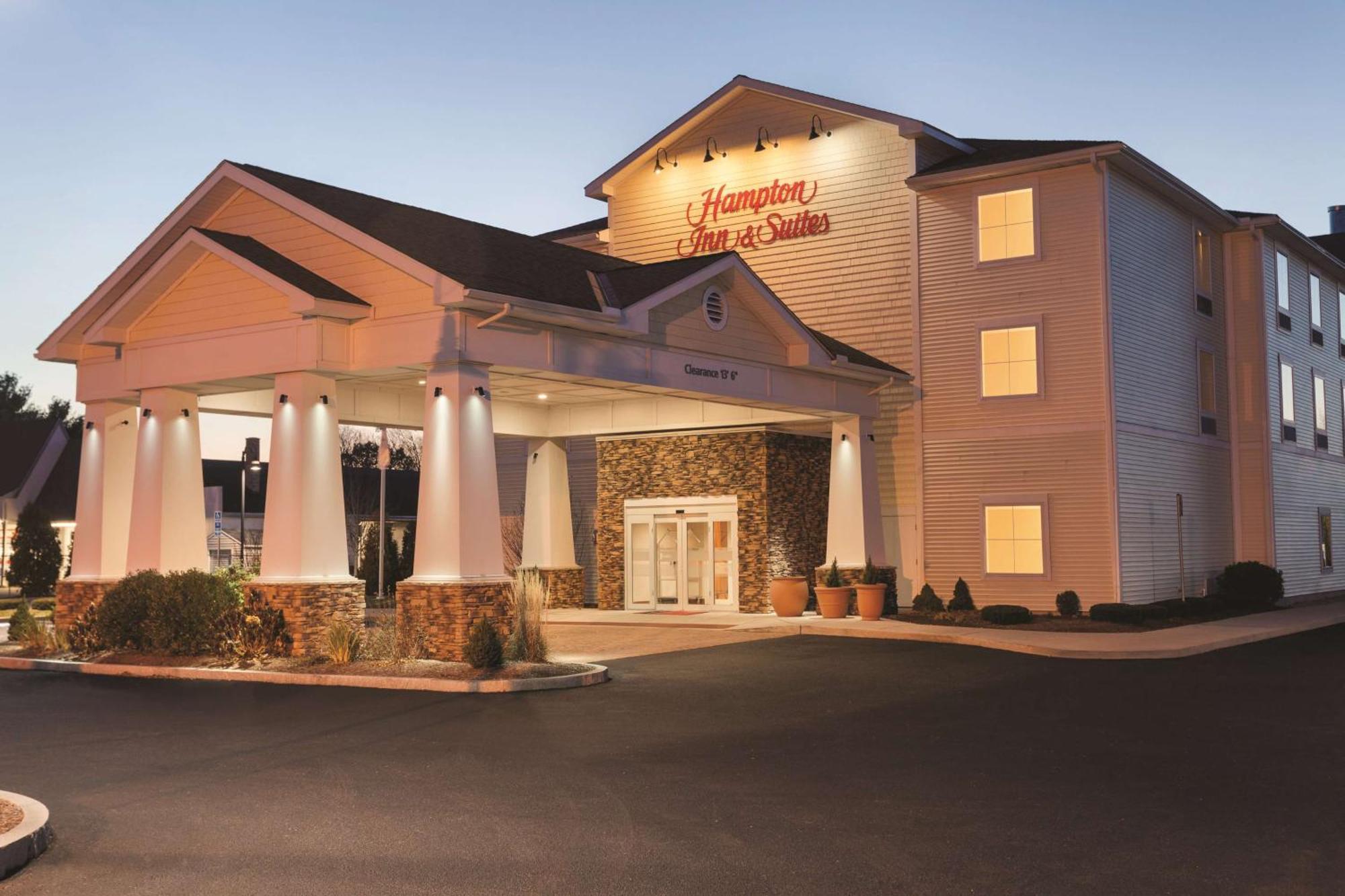 Hampton Inn & Suites Mystic Buitenkant foto