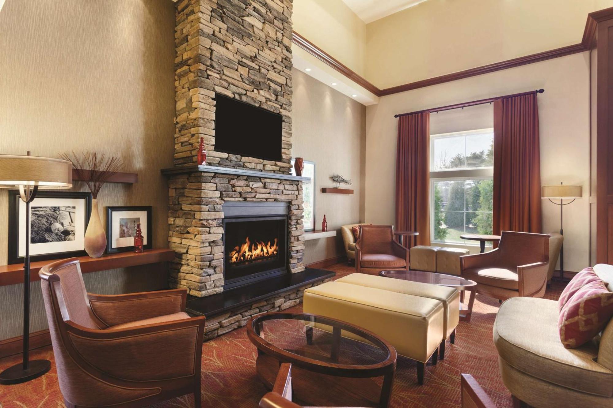 Hampton Inn & Suites Mystic Buitenkant foto