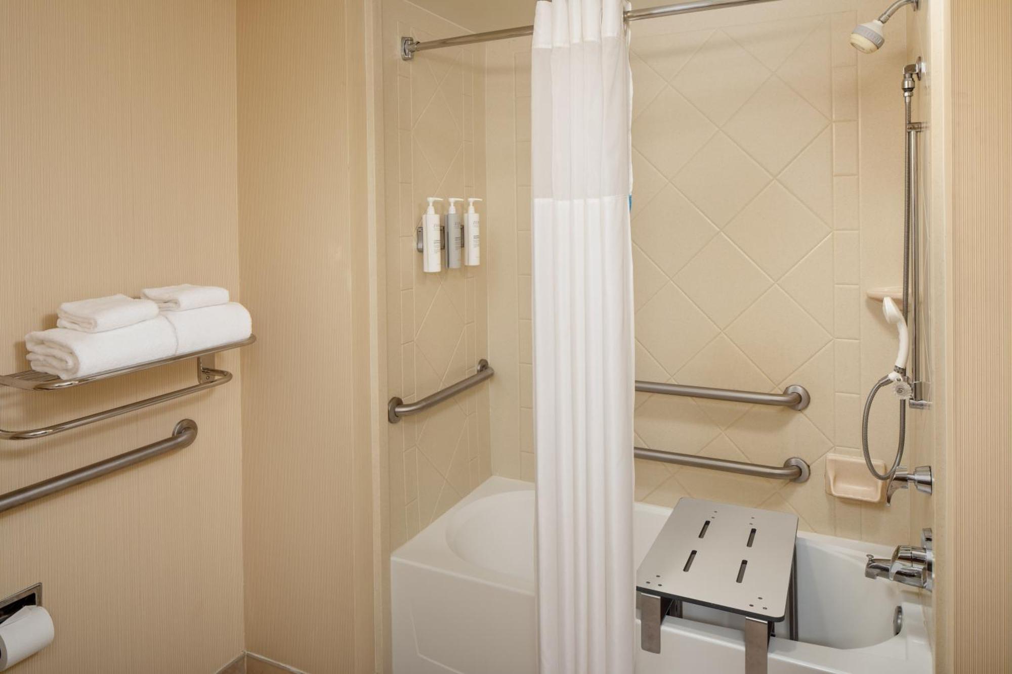 Hampton Inn & Suites Mystic Buitenkant foto