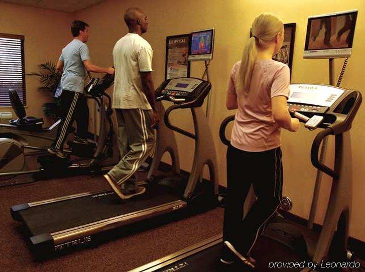 Hampton Inn & Suites Mystic Buitenkant foto